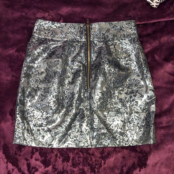Urban Outfitters Silence+Noise skirt - Picture 2 of 3